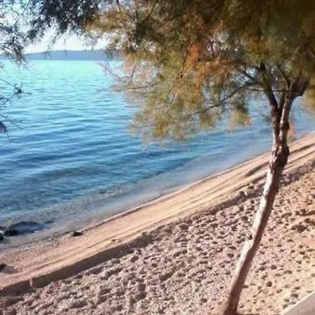 Apartment In Kastel Kambelovac With Sea View, Balcony, Air Conditioning, Wifi 4483-1 *